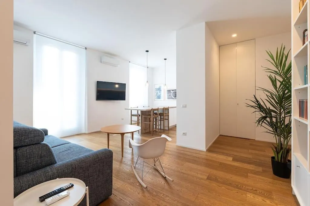 Splendid One Bedroom De Angeli 2Nd Fl - Mirable Pm 米兰 0*,  意大利