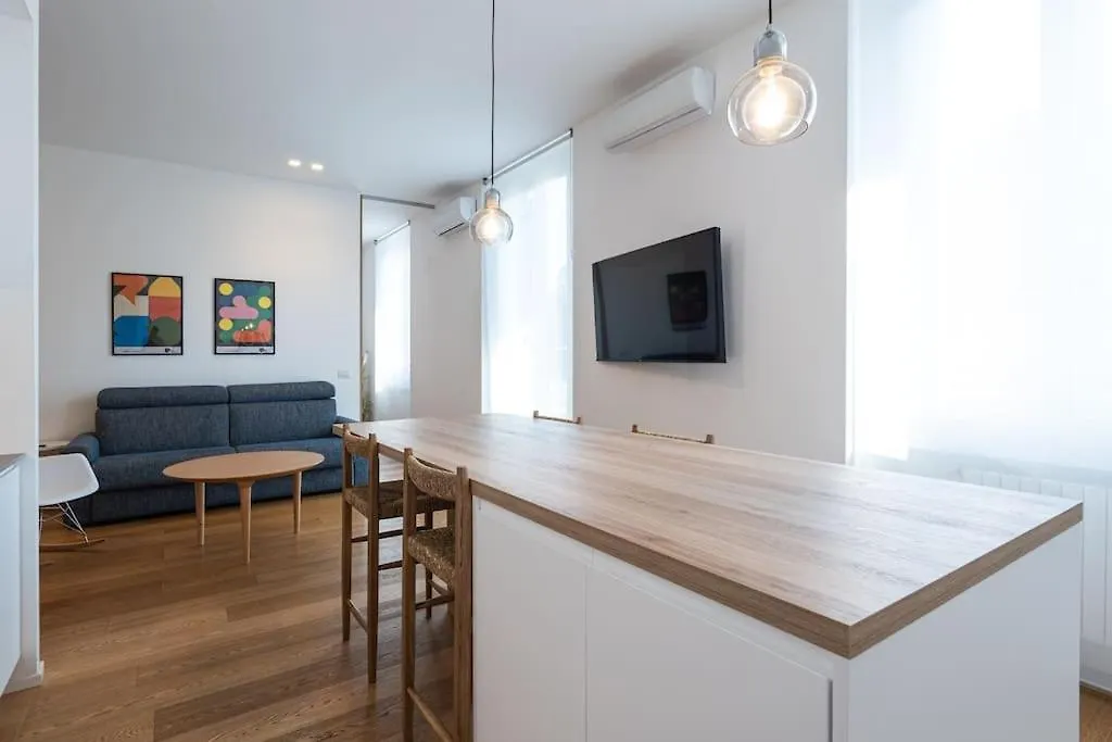 Splendid One Bedroom De Angeli 2Nd Fl - Mirable Pm 米兰 0*,