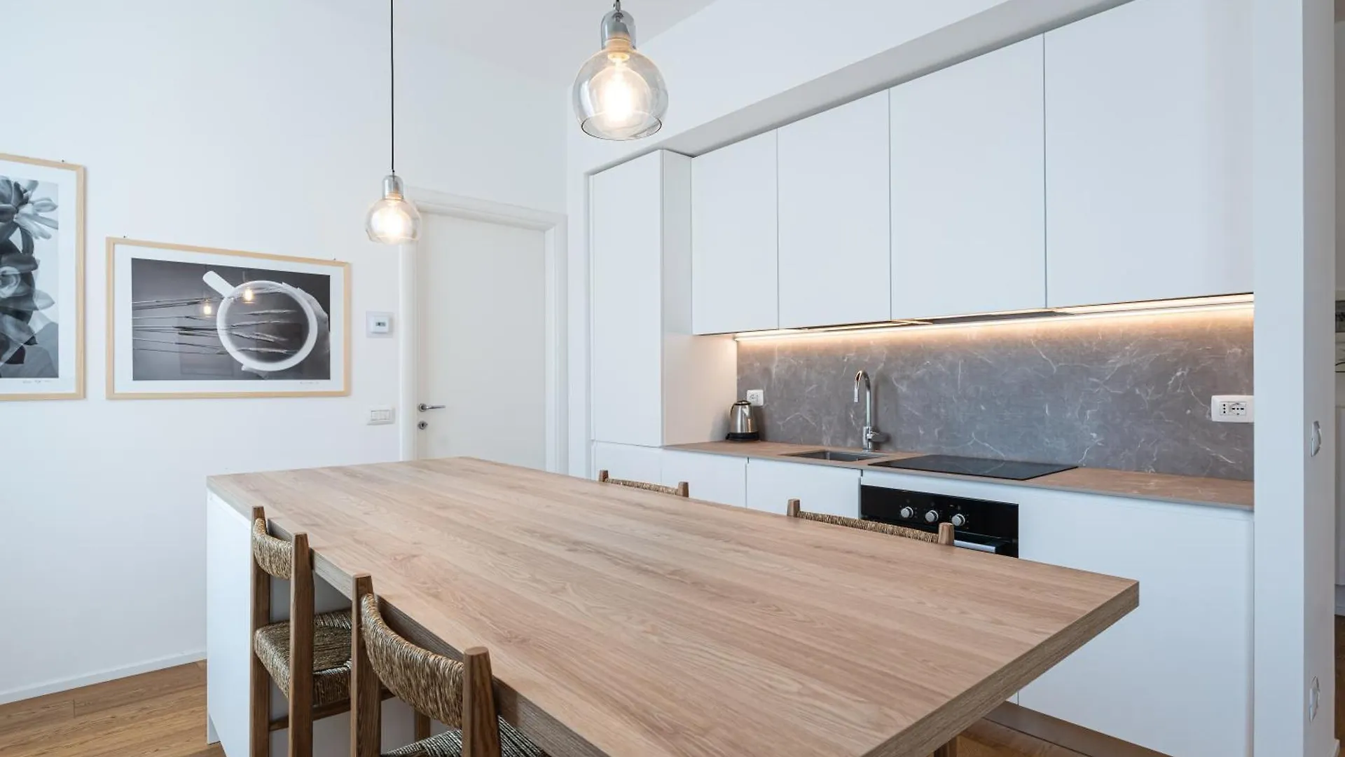 Splendid One Bedroom De Angeli 2Nd Fl - Mirable Pm 米兰 0*,  意大利